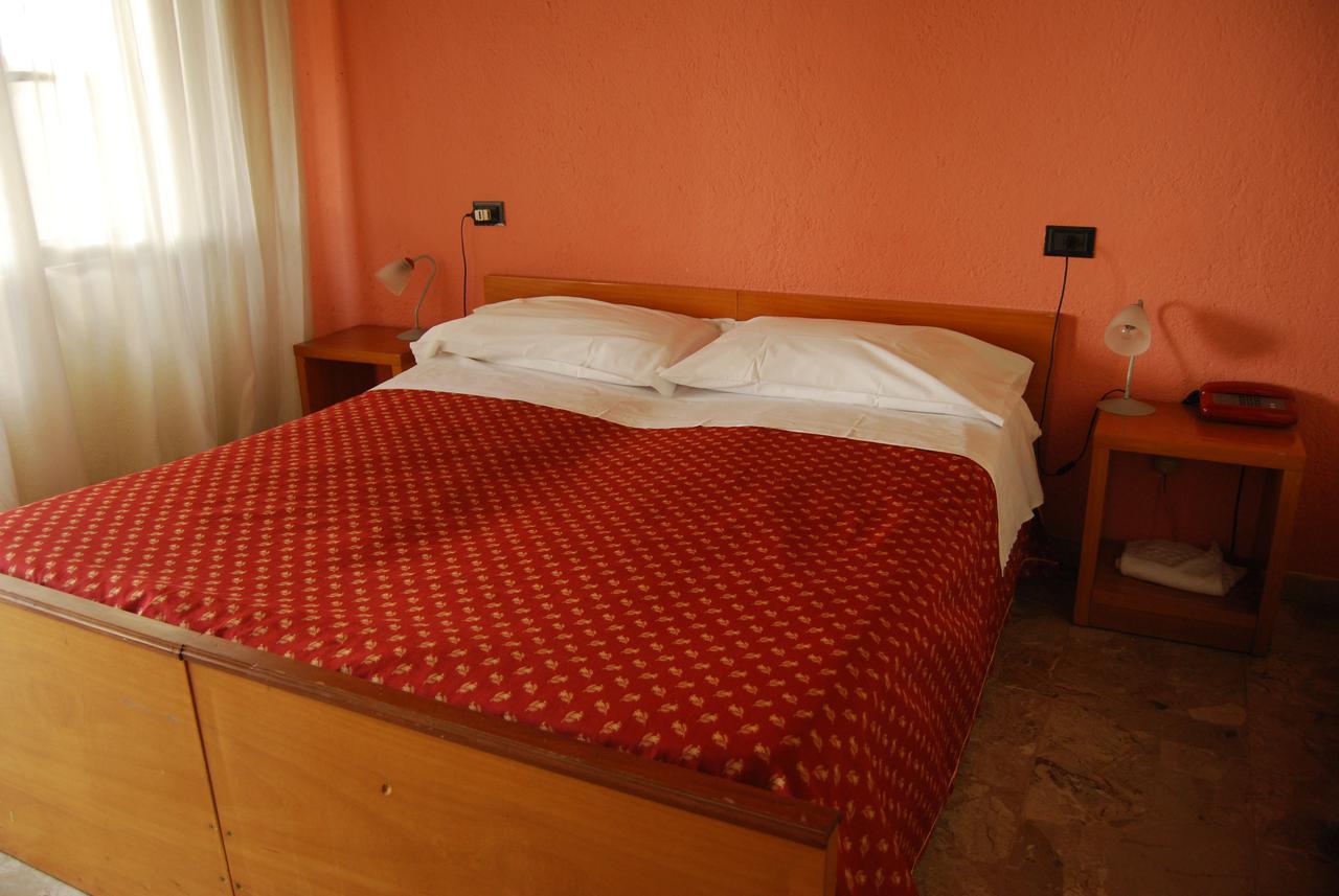 Hotel Cantalodole Magione Bagian luar foto